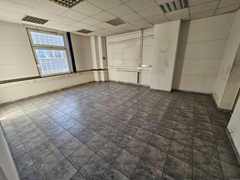 Werkstattbüro EG 01